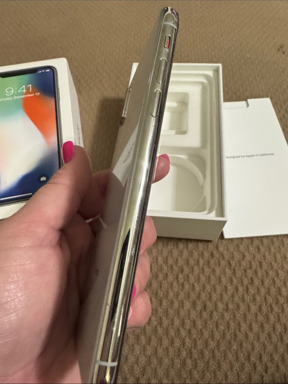 Apple iPhone X Black Front Display in Box - Picture 3 of 8